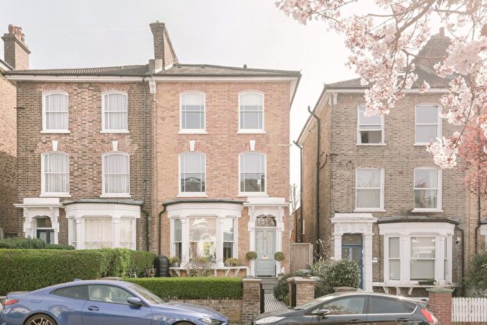 4 Bedroom Terraced House For Sale In Cranfield Road, Brockley, SE4