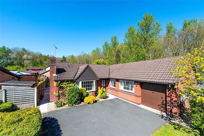 4 Bedroom Bungalow For Sale In Ennerdale Close, Priorslee, Telford, Shropshire, TF2