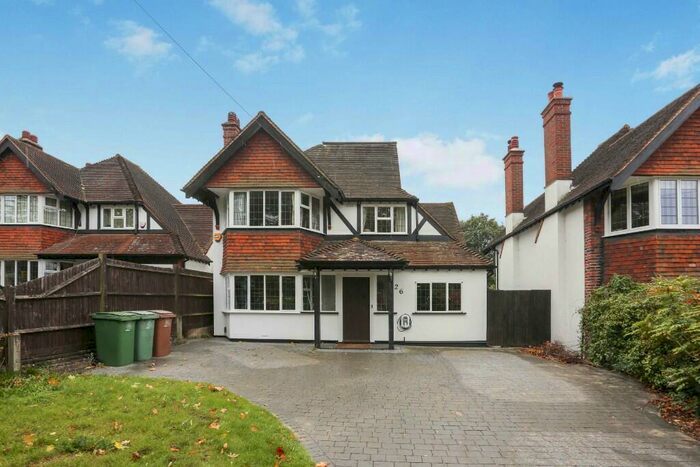 4 Bedroom Detached House To Rent In Chiltern Road, Sutton, SM2