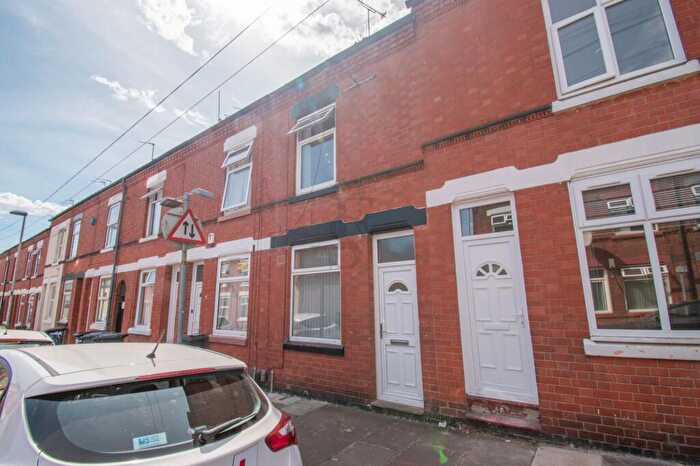 4 Bedroom Terraced House For Sale In Bruce Street, Leicester, LE3