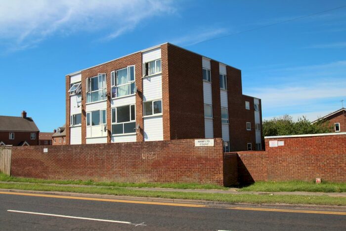 2 Bedroom Flat To Rent In Buckingham Road, Aylesbury, HP19
