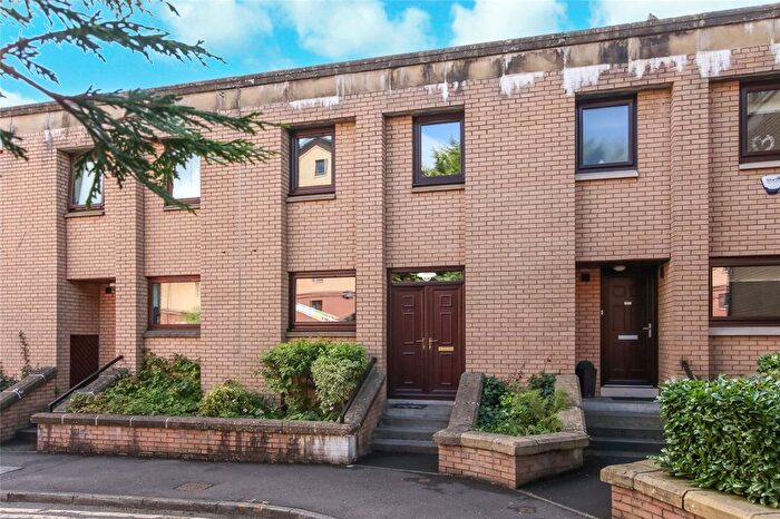 3 Bedroom Terraced House For Sale In Parsonage Square, Glasgow, Glasgow City, G4