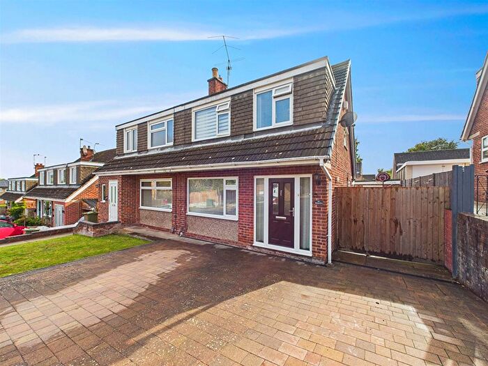 3 Bedroom Semi-detached House For Sale In Althorpe Drive, Loughborough, LE11