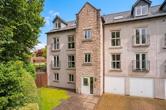 1 Bedroom Flat For Sale In Kirkstone Close, Kendal, LA9