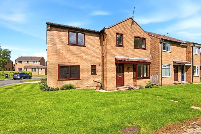 4 Bedroom Detached House For Sale In Irvine Way, York, YO24