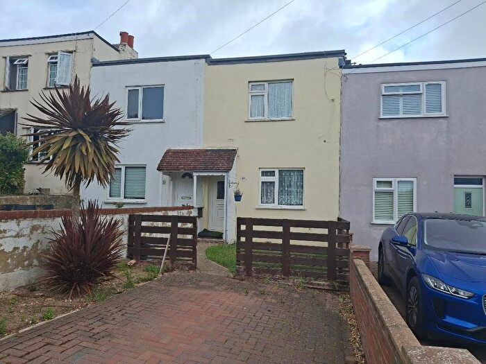2 Bedroom Terraced House For Sale In Lewis Close, Newhaven, BN9