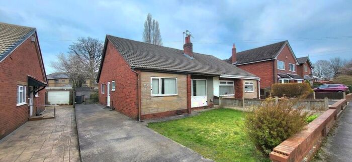 2 Bedroom Bungalow To Rent In Green Drive, Fulwood, PR2