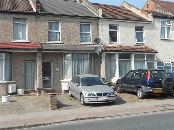 1 Bedroom Maisonette To Rent In Colindale Avenue, Colindale, NW9