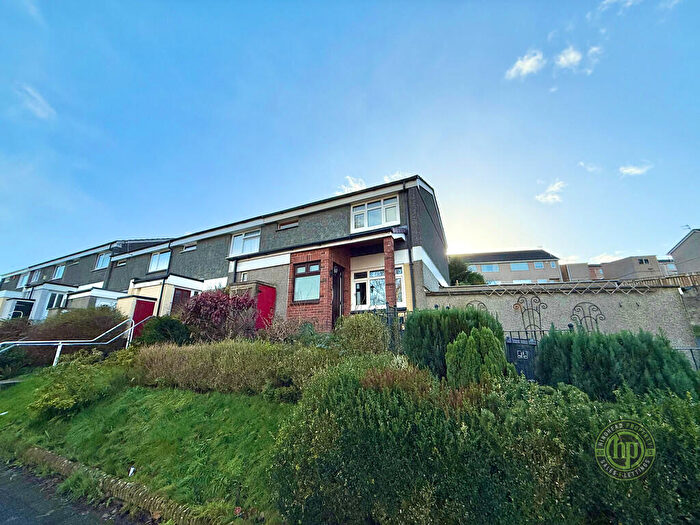 2 Bedroom Barn Conversion For Sale In Bernice Terrace, Plymouth, PL4