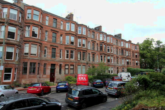 2 Bedroom Flat To Rent In Dudley Drive, Hyndland, G12