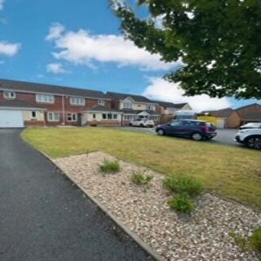 3 Bedroom House To Rent In Ffordd Y Glowr, Pontarddulais, Swansea, SA4