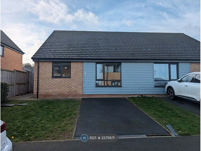2 Bedroom Bungalow To Rent In Granby Road, Edlington, Doncaster, DN12
