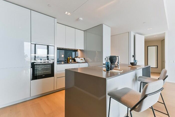 2 Bedroom Apartment To Rent In Newfoundland Place, London, E14