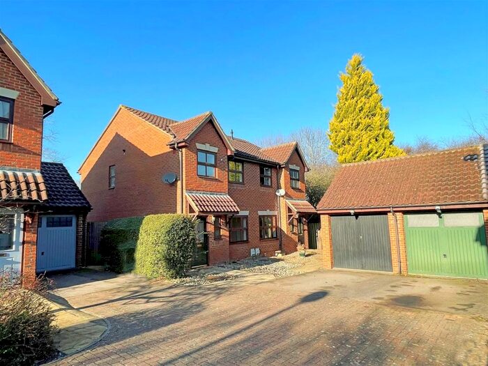 3 Bedroom Semi-Detached House To Rent In Brecon Court, Monkston, Milton Keynes, MK10