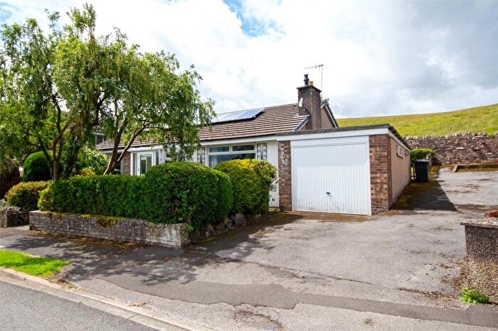 3 Bedroom Bungalow For Sale In Lumley Road, Kendal, Cumbria, LA9