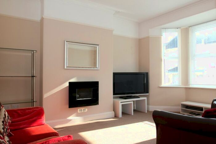 4 Bedroom Terraced House To Rent In Holdsworth Street, Plymouth, Devon, PL4