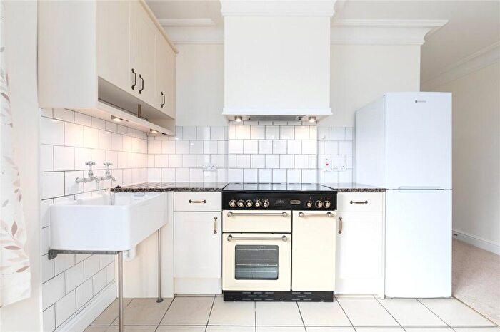 2 Bedroom Apartment To Rent In Christine Ingram Gardens, Bracknell, Berkshire, RG42