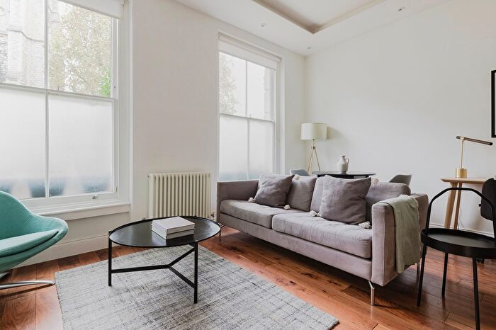 2 Bedroom Flat To Rent In City Of Westminster, W2