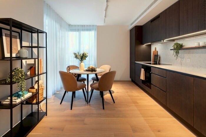 2 Bedroom Apartment To Rent In Author King's Cross, London, N1