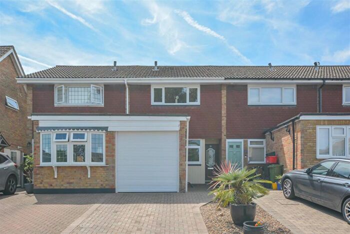 3 Bedroom Terraced House For Sale In Viking Way, Pilgrims Hatch, Brentwood, CM15