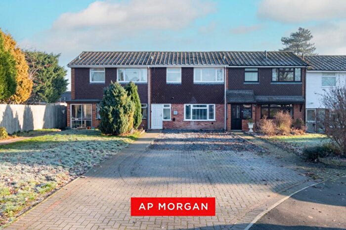 4 Bedroom Terraced House For Sale In Brook End Drive, Henley-in-Arden, Warwickshire, B95