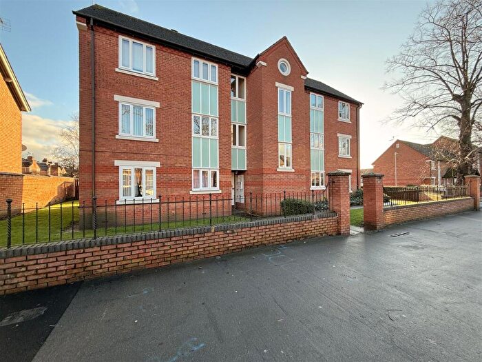 1 Bedroom Apartment To Rent In Radford Road, Leamington Spa, CV31