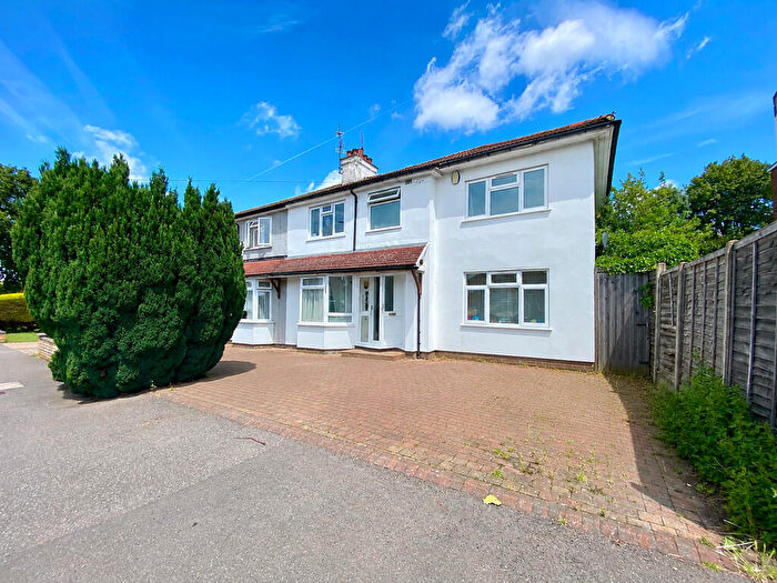 6 Bedroom Semi-Detached House To Rent In Cranborne Road, Potters Bar, EN6