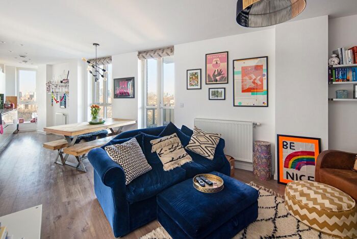 1 Bedroom Flat For Sale In Nellie Cressall Way, London, E3