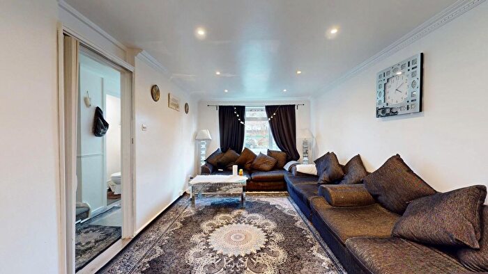 3 Bedroom Terraced House For Sale In Union Road, Northolt, UB5