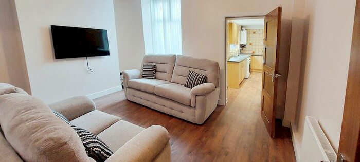 3 Bedroom Terraced House To Rent In Willows Lane, Bolton, BL3