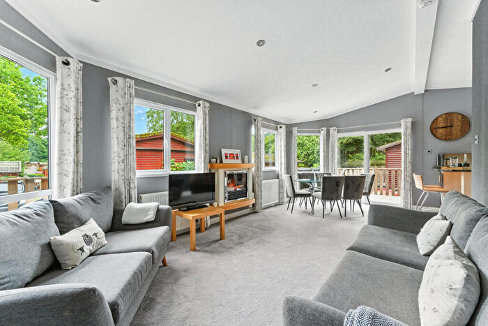 3 Bedroom Mobile Home For Sale In Limefitt Holiday Park, Patterdale Road, Windermere, LA23