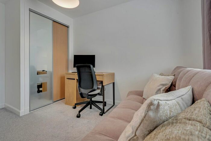 2 Bedroom Flat To Rent In Lodeneia Park, Dalkeith, EH22