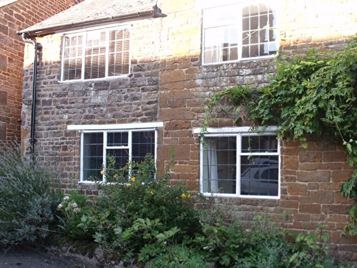 1 Bedroom Flat To Rent In Eydon, NN11