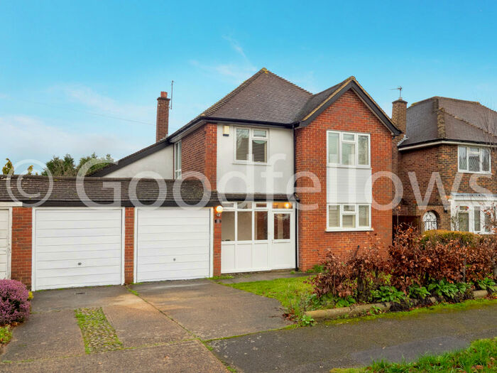 4 Bedroom House To Rent In Albury Avenue, Cheam, Surrey, SM2