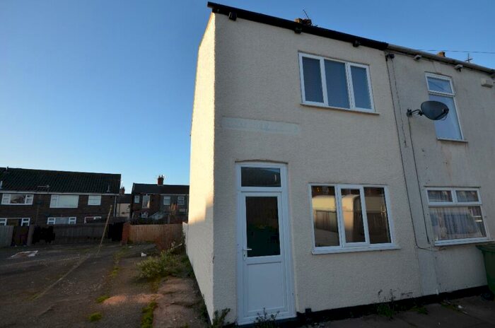 2 Bedroom Terraced House To Rent In Haycroft Avenue, Grimsby, DN31