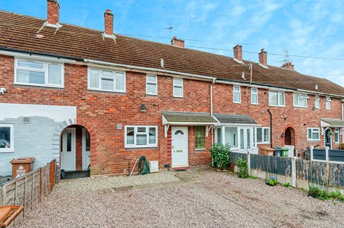 3 Bedroom Terraced House For Sale In Kirkstall Crescent, Walsall, West Midlands, WS3