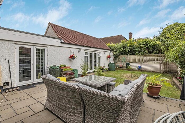 4 Bedroom Semi Detached House For Sale In Parkfield Avenue, East Sheen, SW14