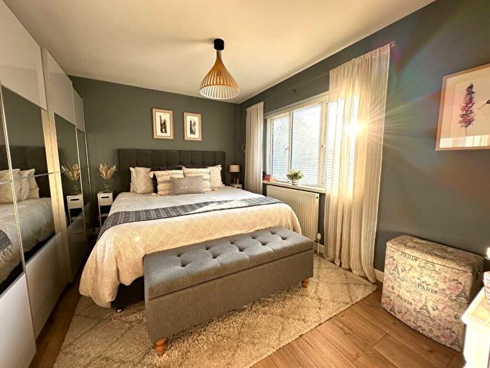 2 Bedroom Terraced House For Sale In Crane Walk, Thorplands Brook, Northampton, NN3