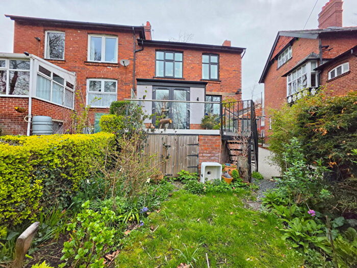 3 Bedroom Semi-Detached House For Sale In Cavendish Road, Barnsley, S75