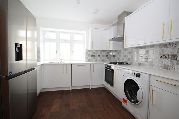 3 Bedroom Maisonette To Rent In St. James Gardens, Wembley, Middlesex, HA0