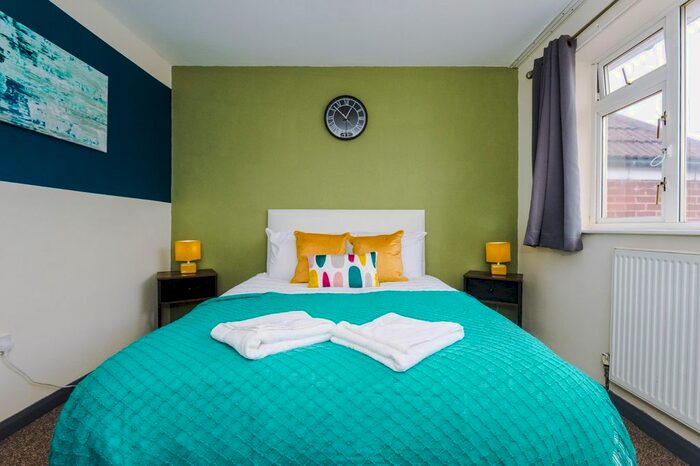 1 Bedroom Town House To Rent In Wyche Avenue, Birmingham, B14