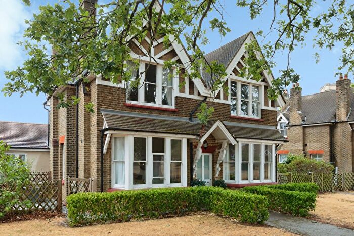 2 Bedroom Maisonette For Sale In Thomas Barnardo Way, Barkingside, Ilford, IG6