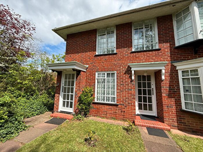 2 Bedroom Maisonette To Rent In London Road, Harrow, HA1