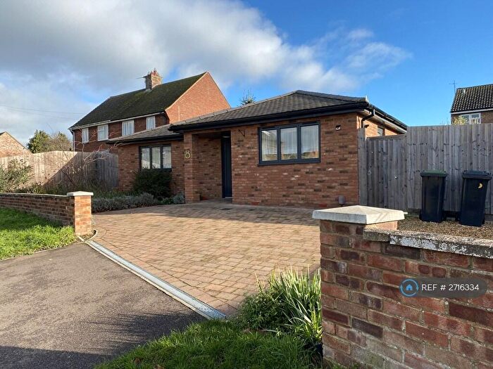 2 Bedroom Bungalow To Rent In Windsor Way, Langford, Biggleswade, SG18
