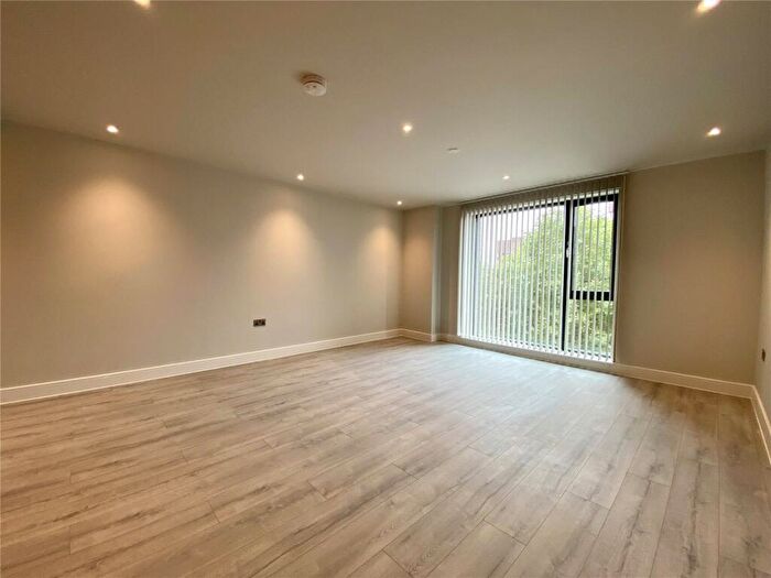 1 Bedroom Apartment To Rent In Broad Street, Birmingham, B15