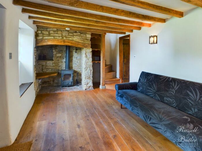 2 Bedroom Cottage To Rent In Chapel Lane, Thornborough, Buckingham, Buckinghamshire, MK18