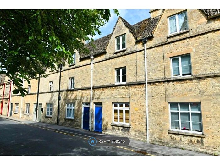 3 Bedroom Terraced House To Rent In Sheep Street, Cirencester, GL7