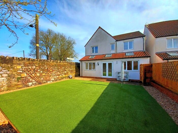 4 Bedroom Detached House For Sale In Station Close, Charfield, Wotton-Under-Edge, GL12