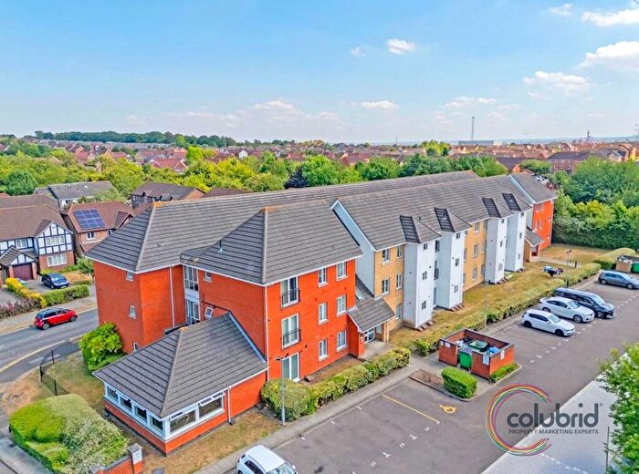 2 Bedroom Flat For Sale In Gower Place, Fleming Road, Chafford Hundred, RM16