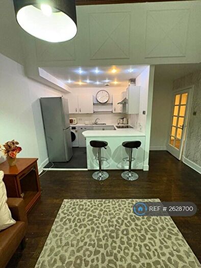 3 Bedroom Flat To Rent In Wilson Street, Glasgow, G1